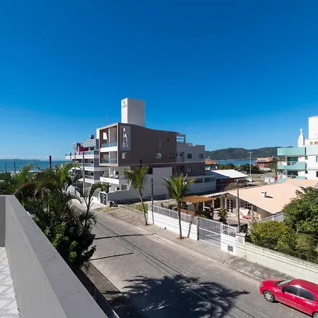 Residencial Melfi 2 Apartamento Com Piscina Bombinhas Exterior photo