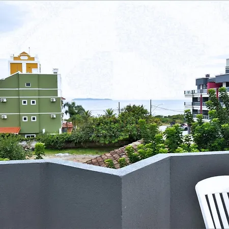 Residencial Melfi 2 Apartamento Com Piscina Bombinhas Exterior photo